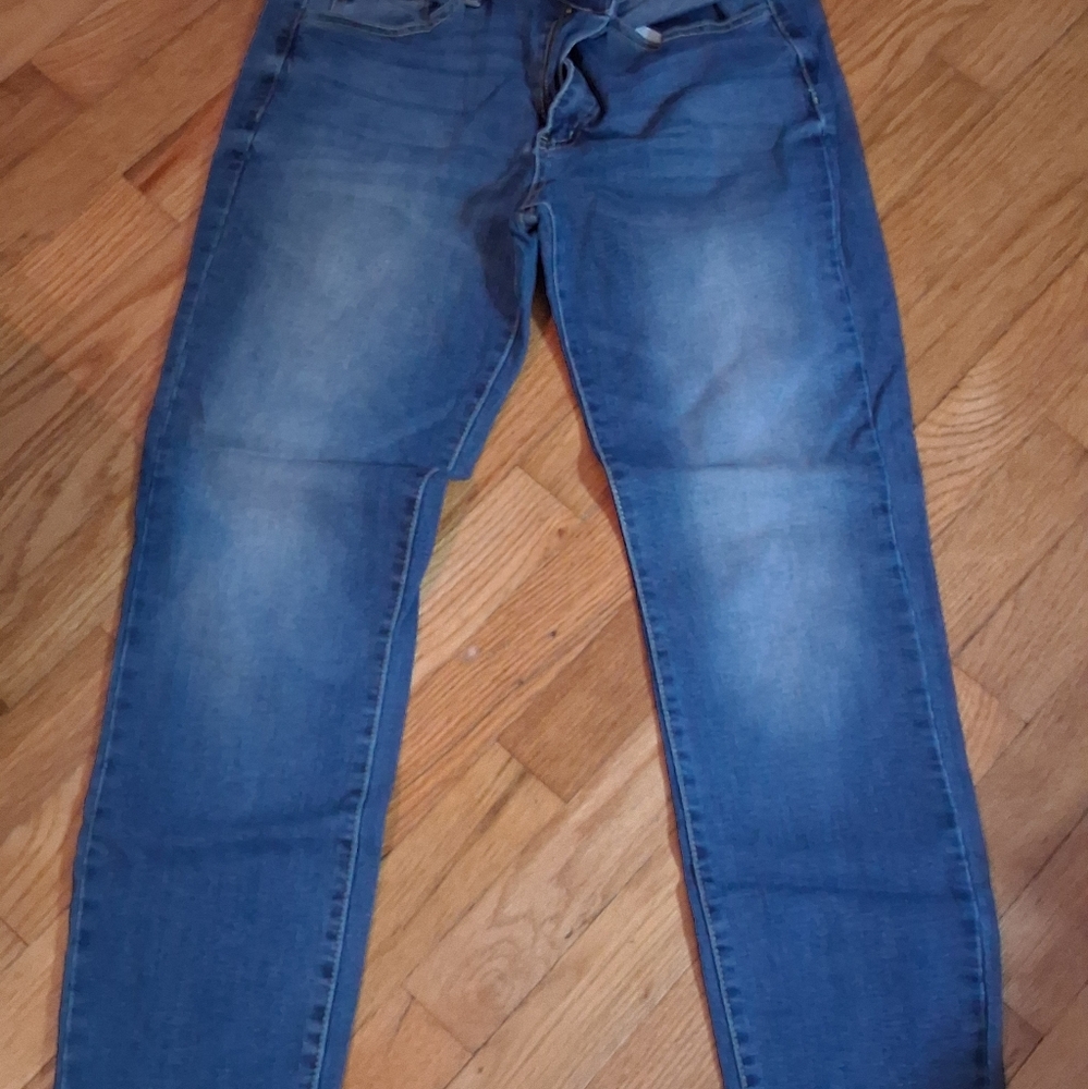 Kancan Jeans